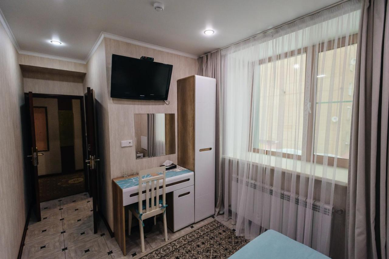 Altyn Adam Hotel ペトロパブロフスク エクステリア 写真