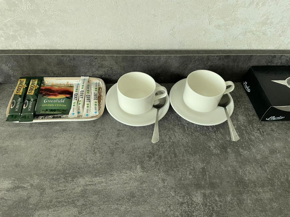 Altyn Adam Hotel ペトロパブロフスク エクステリア 写真