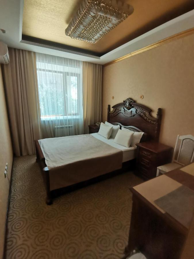 Altyn Adam Hotel ペトロパブロフスク エクステリア 写真