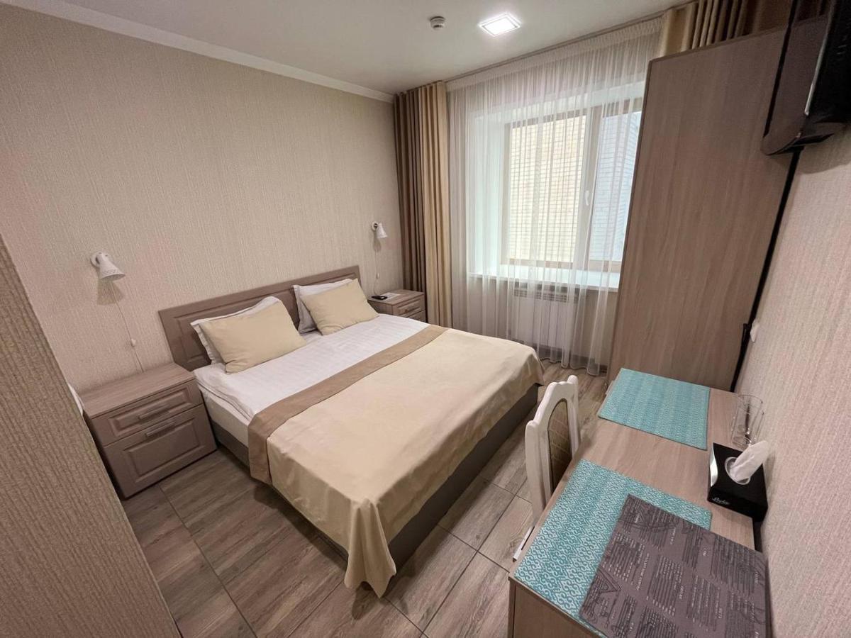 Altyn Adam Hotel ペトロパブロフスク エクステリア 写真
