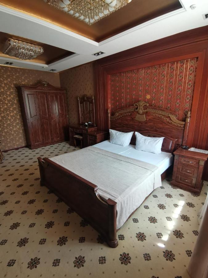 Altyn Adam Hotel ペトロパブロフスク エクステリア 写真