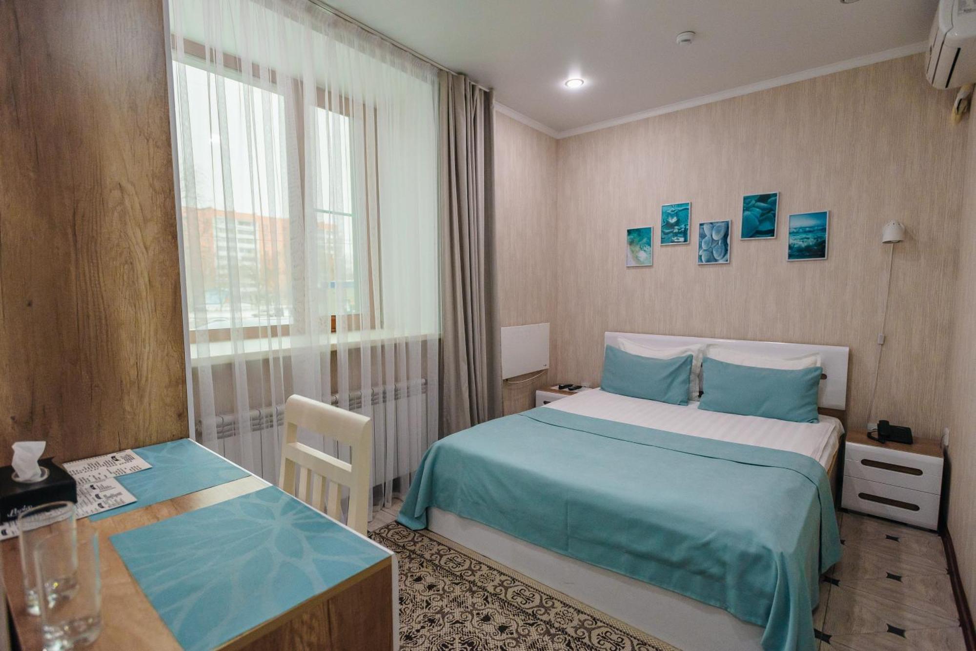 Altyn Adam Hotel ペトロパブロフスク エクステリア 写真
