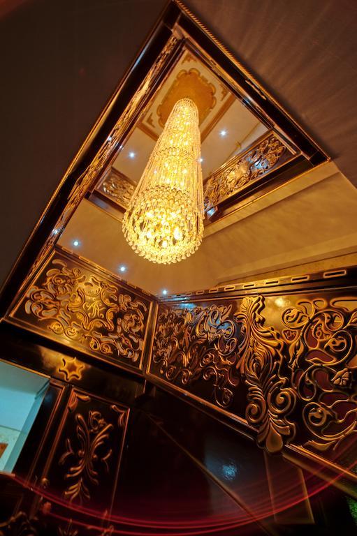Altyn Adam Hotel ペトロパブロフスク エクステリア 写真